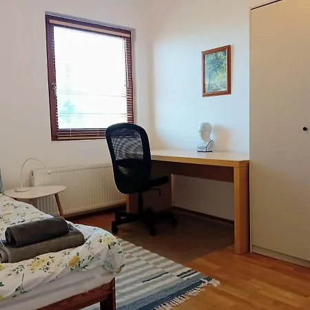 First Floor 57a Fazekas Utca Daire Tata